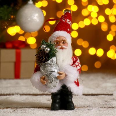 Фото Фигура декоративная "Дед Мороз в красной шубке", (h)14см Зимнее Волшебство  3555380. Интернет-магазин FOROOM